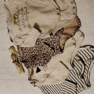 Jessica Simpson/ReneRofe Longsleeve Baby Onesies 6/9 months Cream